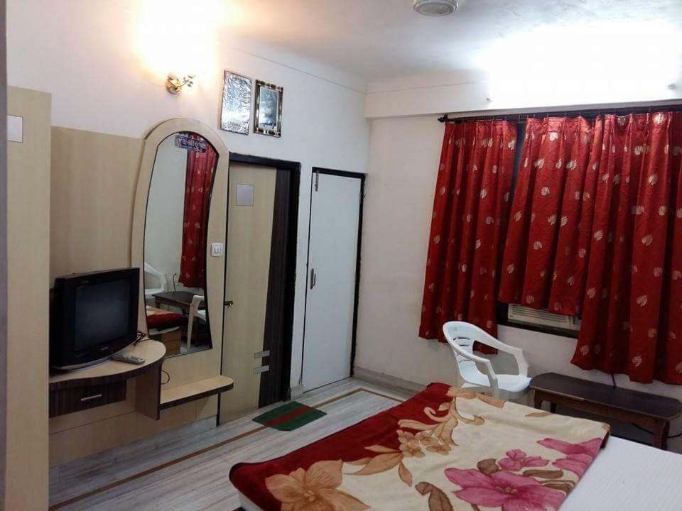 Hotel Shreeji Sharan Nāthdwāra Exterior foto